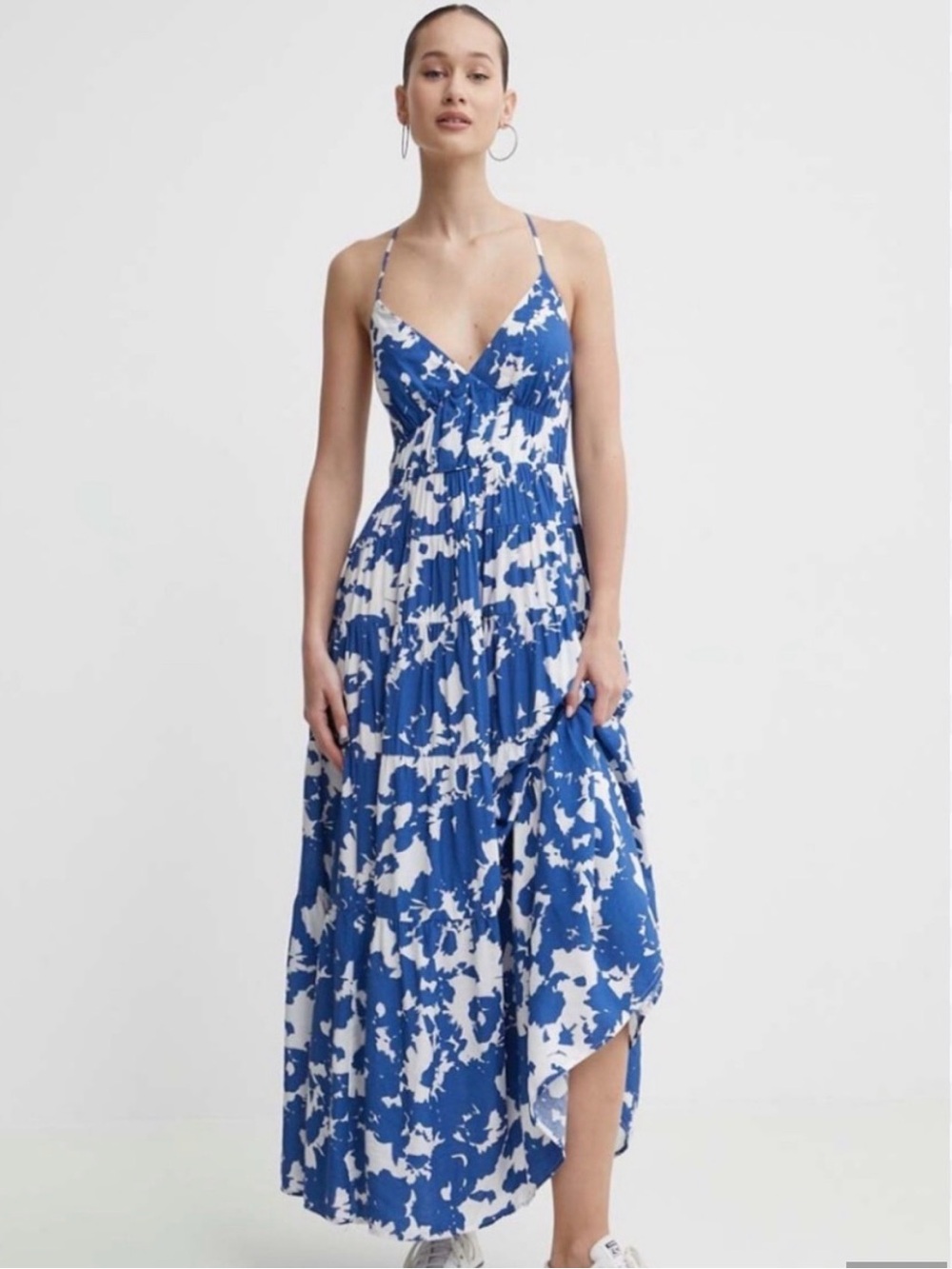 Abercrombie & Fitch Blue and White Floral Maxi Dress